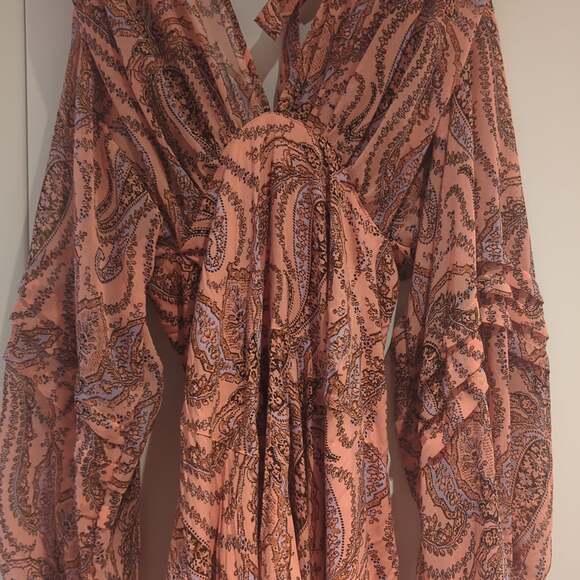 Free People Mirage Long Sleeve Maxi Dress in Peach Combo Pink Paisley size 2 - Picture 4 of 5